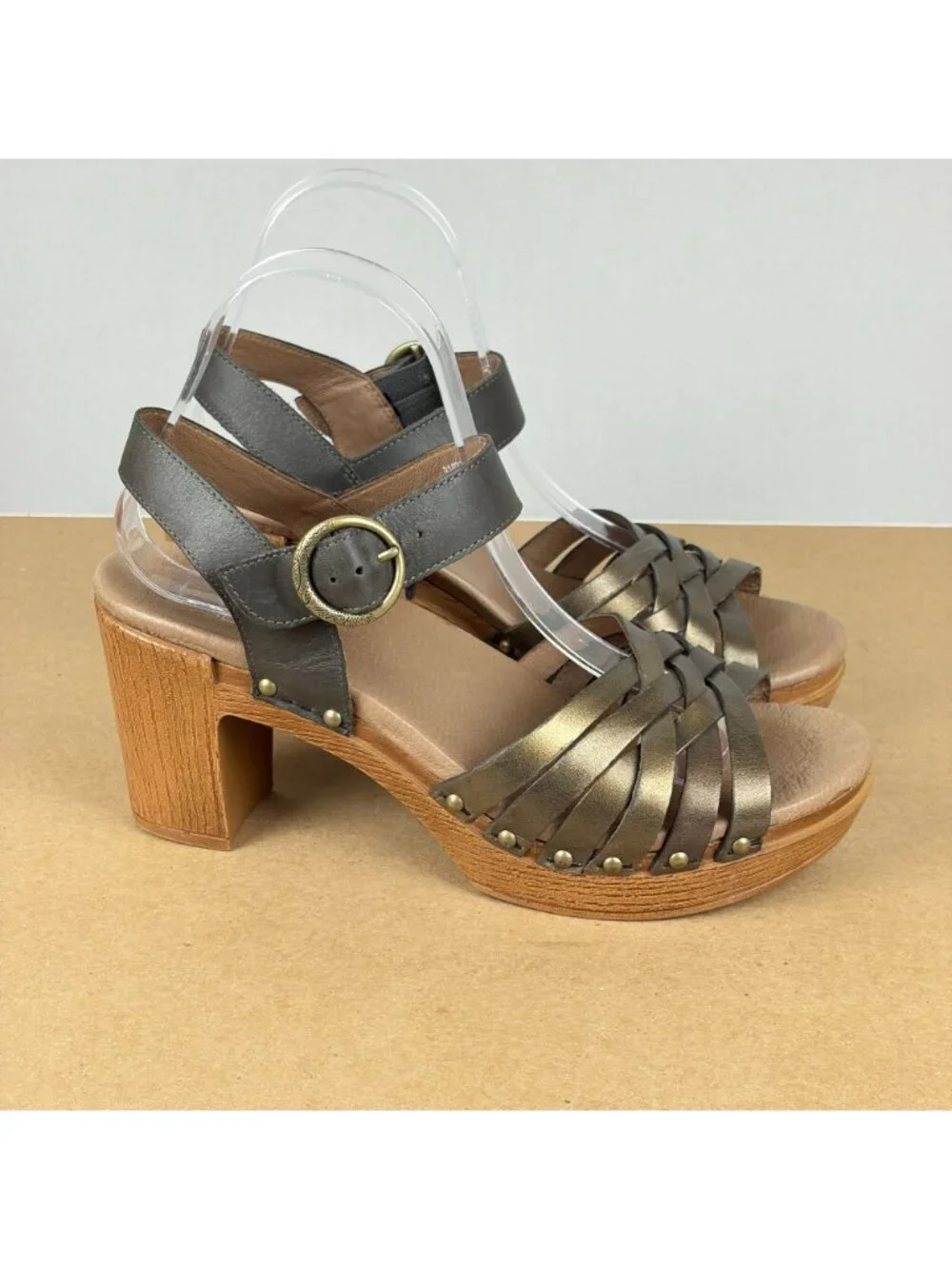 Dansko Dawson Heeled Sandals Womens 9 EU 39 Metallic Old Gold Ankle Strap